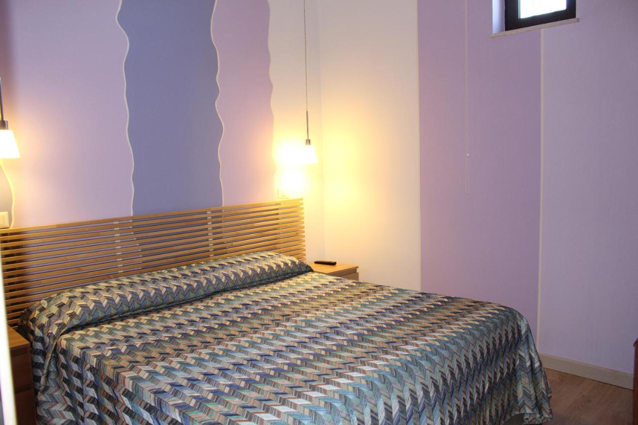 Borgo Camicia In Bed & Breakfast Barcellona-Pozzo di Gotto Room photo