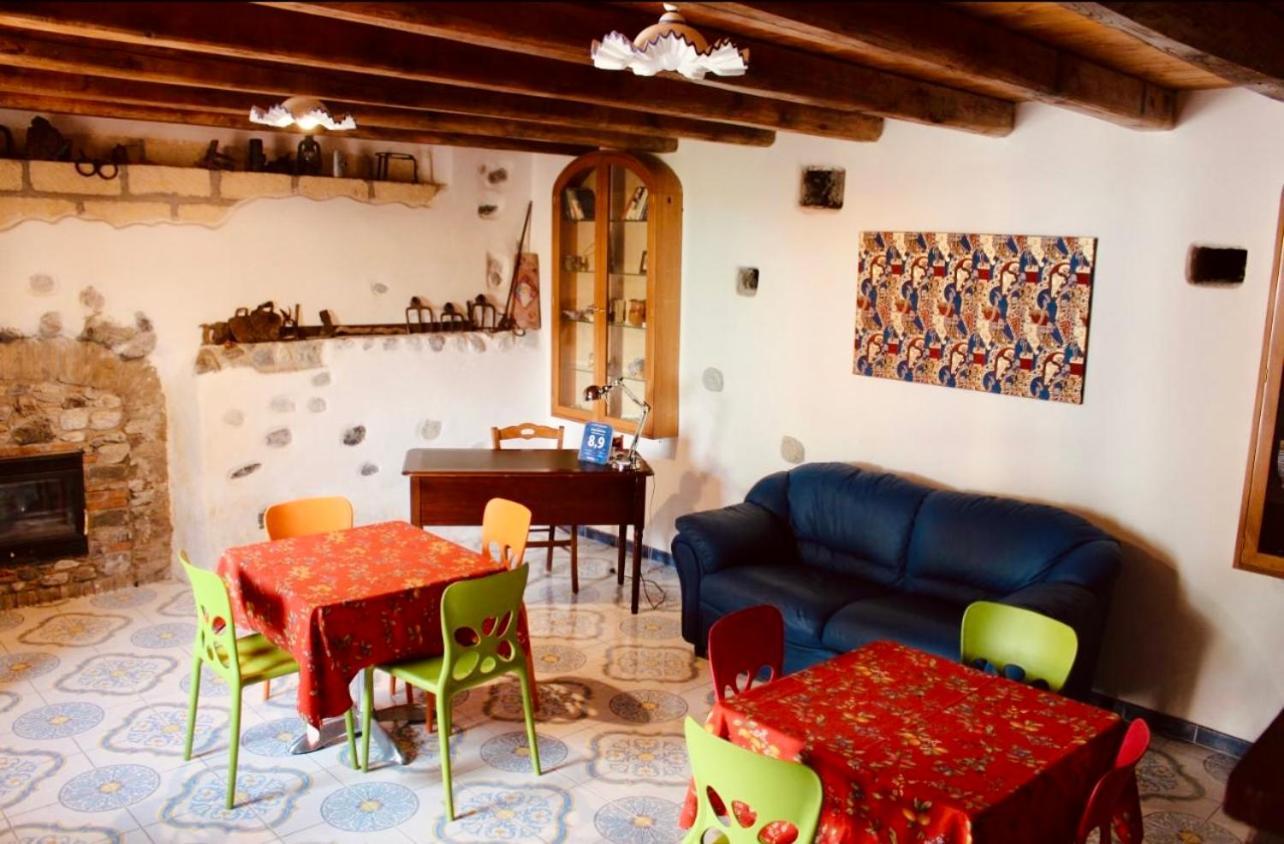 Borgo Camicia In Bed & Breakfast Barcellona-Pozzo di Gotto Exterior photo